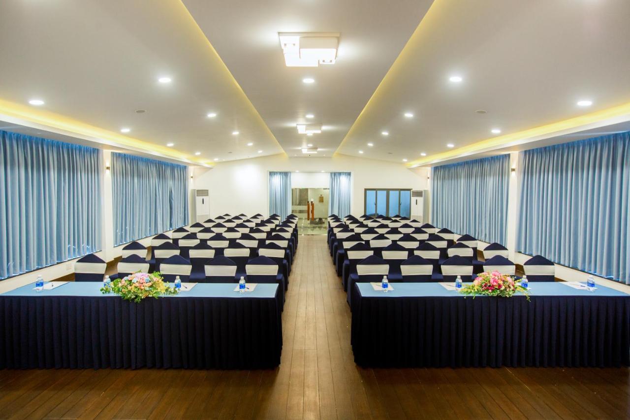 Mermaid Seaside Hotel 3*