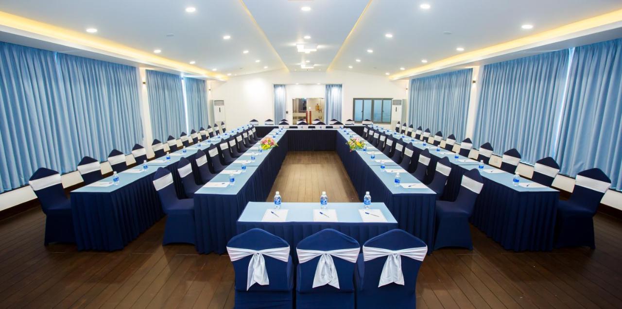Mermaid Seaside 3* Vung Tau